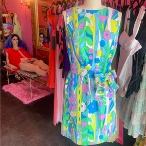 Amazing vintage 60s dress with matching belt